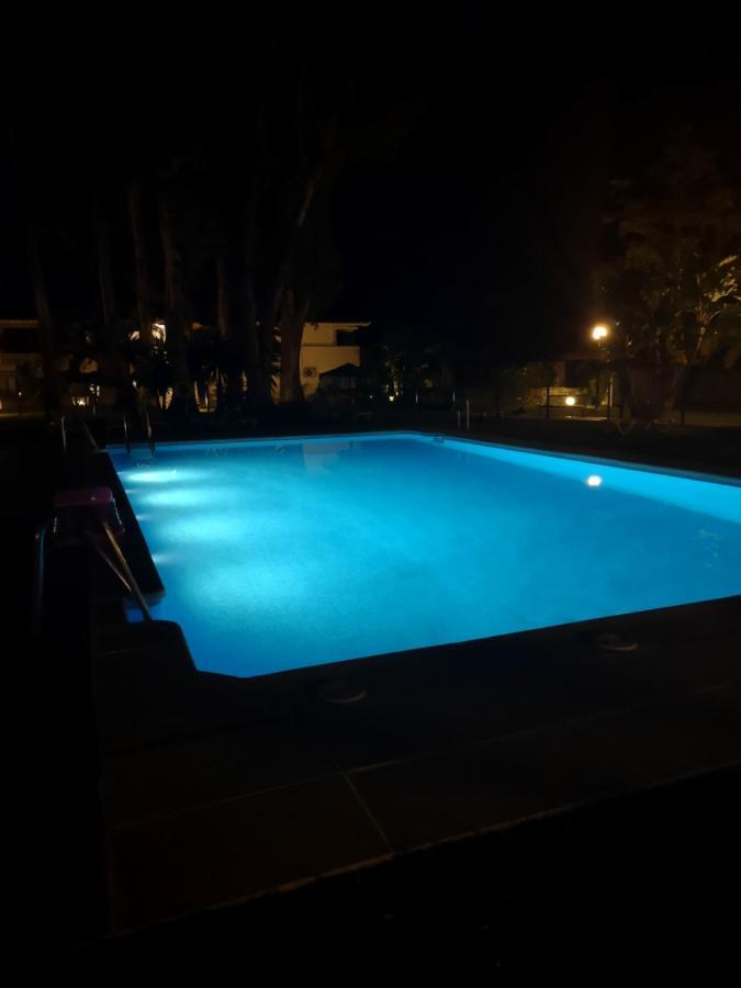 Puerto Banus Apartment Near Beachfront, Sunny Terrace, Pool, Tennis Court, Parking And Movies Projector Marbella Esterno foto